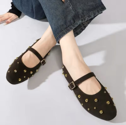 Ballerinas with Studs Flats