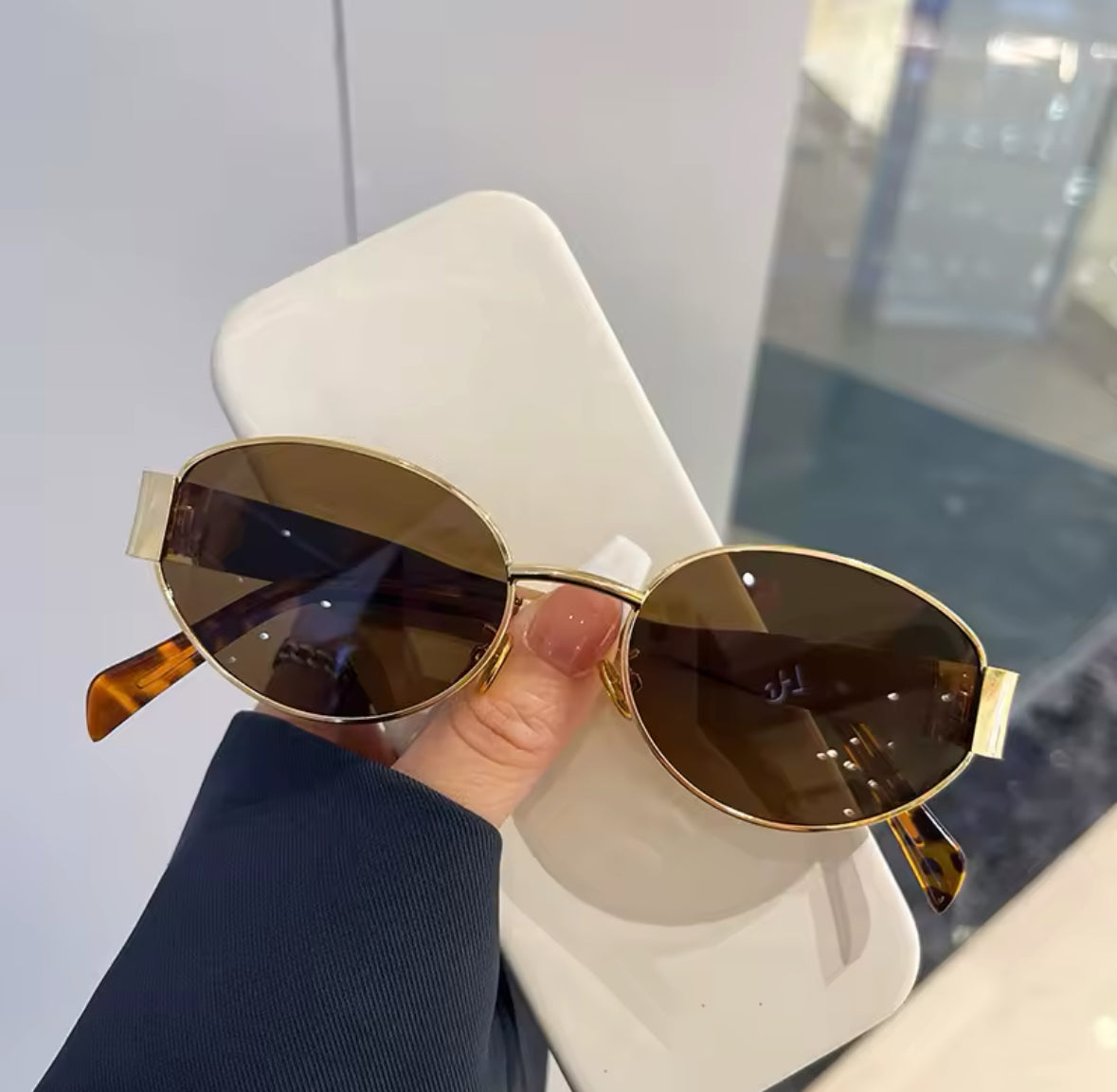 Oval Fashion Sunglasses