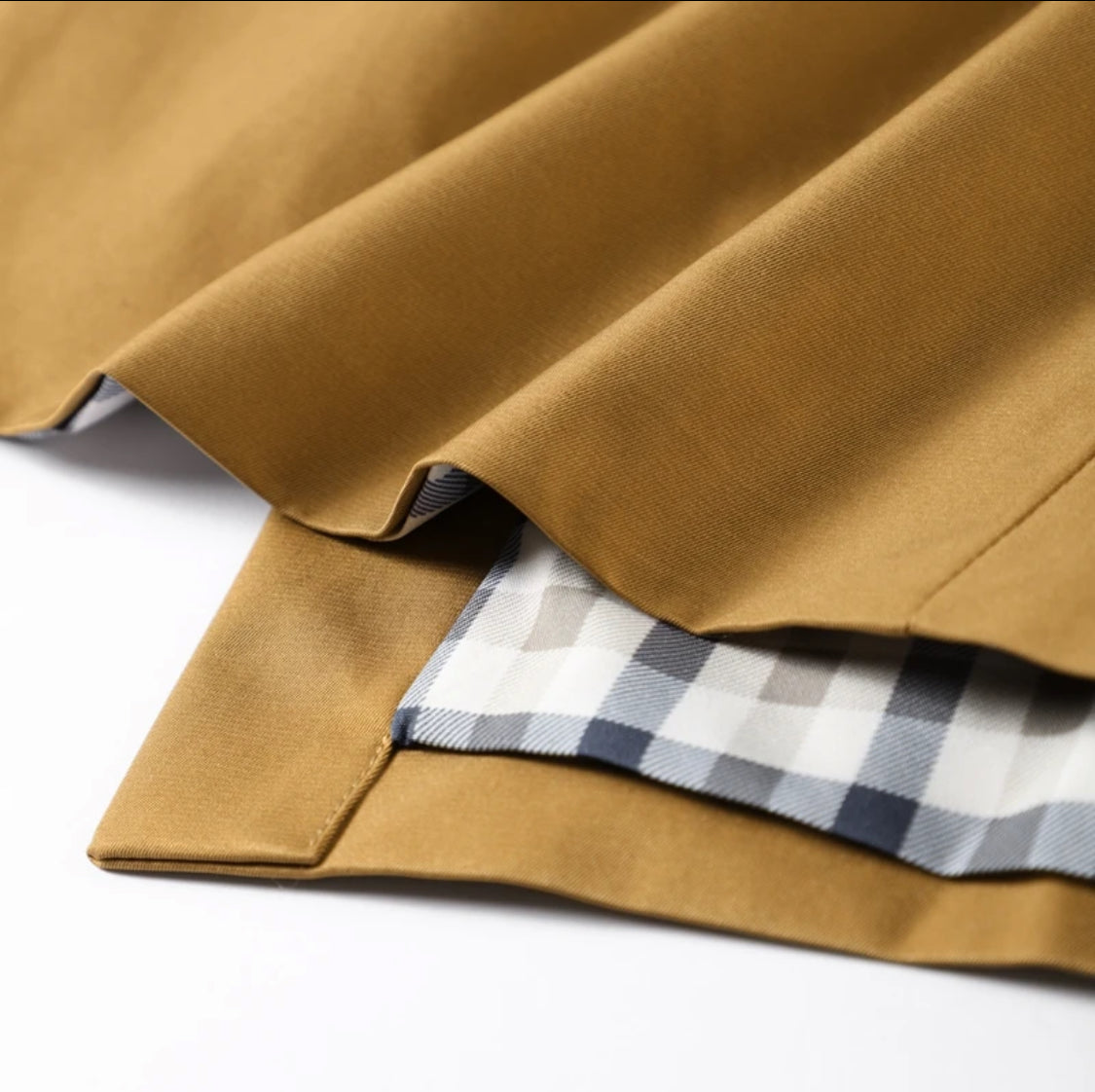 Classic Trench with Check Lining