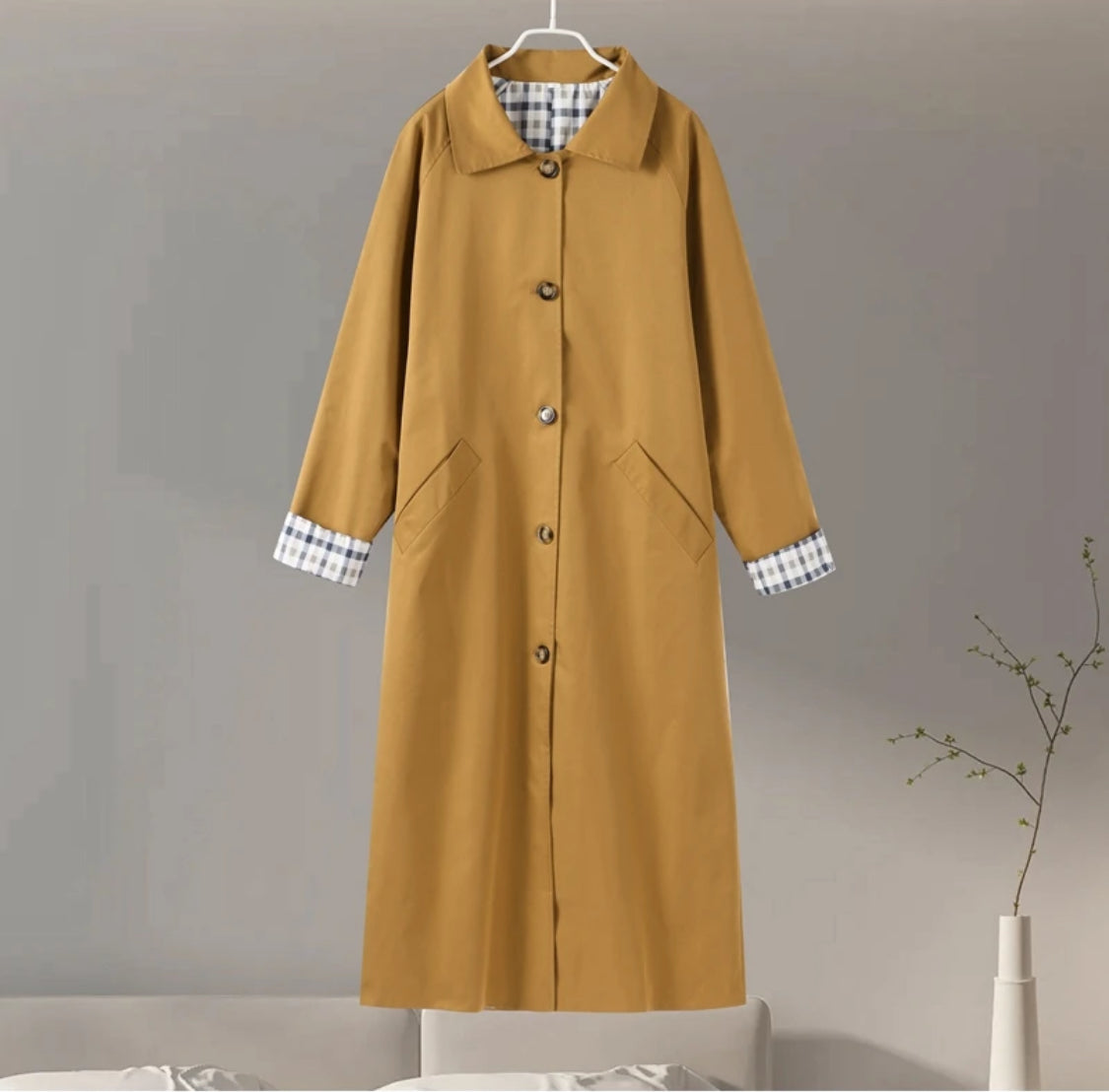 Classic Trench with Check Lining