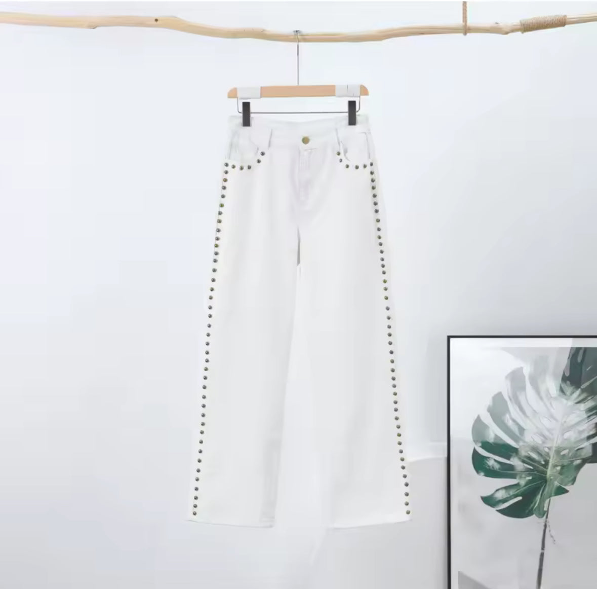 White Jeans with Studs the style manager